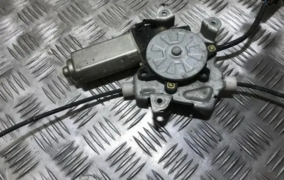 Nissan Maxima Front door window regulator motor 8073140u00 80731-40u00