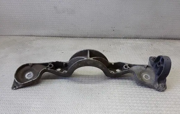BMW 3 E46 Rear differential/diff mount bracket 