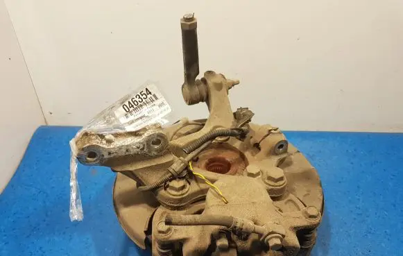 Opel Insignia A Front wheel hub spindle knuckle