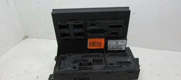Mercedes-Benz CLS C219 Fuse module 2115456101