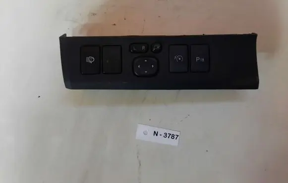 Toyota Avensis T270 Wing mirror switch 5544605050
