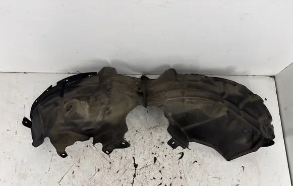 Dodge Hornet Rear arch fender liner splash guards 68724352AA 68610655AA