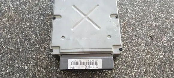 Ford Focus Engine control unit/module 1M5F12A650SA