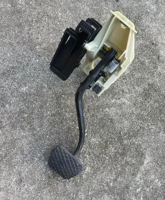 BMW 5 F10 F11 Brake pedal 9144253
