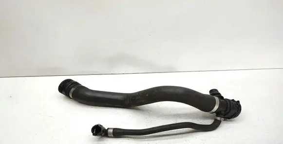 BMW X1 E84 Engine coolant pipe/hose 7525641