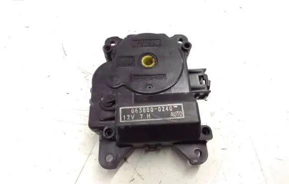 Cadillac CTS Air flap motor/actuator 0638000240