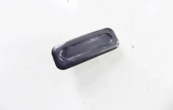 Peugeot 3008 I Tailgate opening switch 