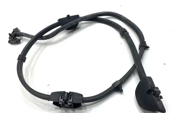 BMW 5 G30 G31 G38 Windshield washer spray nozzle 7388756