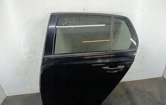 Volkswagen Golf VI Rear door L041