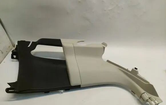 Mazda MX-30 (C) pillar trim dn4e-r058y39