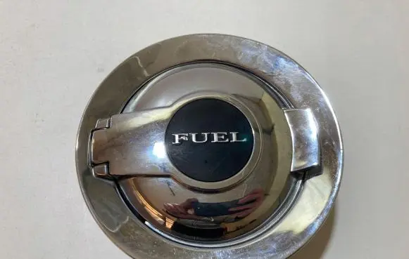 Dodge Durango Fuel tank cap 68086353