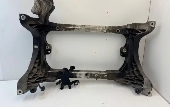 Maserati Quattroporte Front subframe 670001452