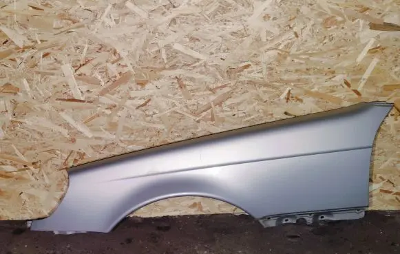 Mercedes-Benz S W140 Fender