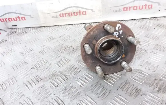 Subaru Legacy Front wheel hub