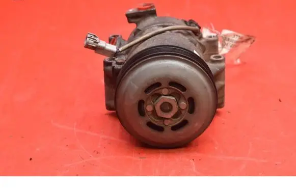 Toyota Yaris Air conditioning (A/C) compressor (pump) 447260-4201