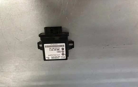 Skoda Superb B6 (3T) Light module LCM 5WK49676C 5M0907357C