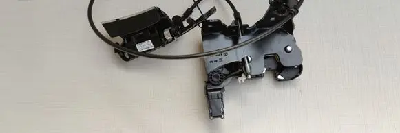 Mercedes-Benz E W212 Seat back rest lock catch A2129200176