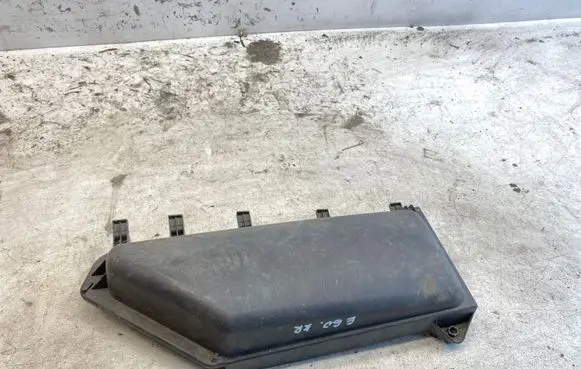 BMW 5 E60 E61 Air filter box cover 64316913503