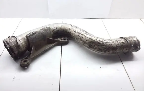 Skoda Octavia Mk2 (1Z) Air intake hose/pipe 