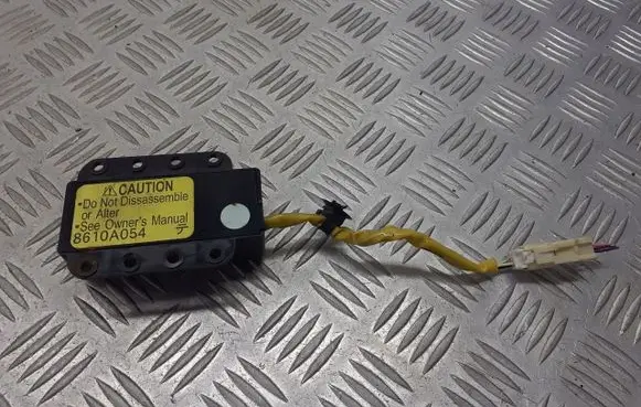 Mitsubishi Outlander Passenger airbag on/off switch 8610A054