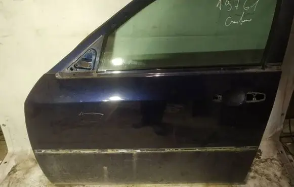 Chrysler 300 - 300C Front door MELYNOS
