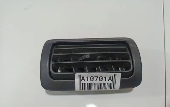 Hyundai Santa Fe Dash center air vent grill