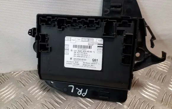 Mercedes-Benz S W221 Door control unit/module A2218704593