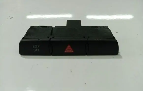 Audi Q7 4L Hazard light switch 4L1927137A