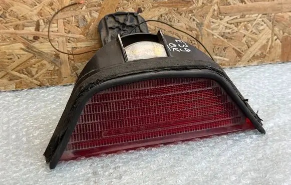 BMW 5 E39 Third/center stoplight 178653 178753 78655