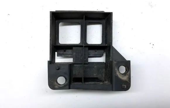 Mercedes-Benz Sprinter W906 Front bumper mounting bracket A9068850263