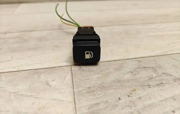 Citroen C4 I Picasso Fuel tank opening switch 96530658XT