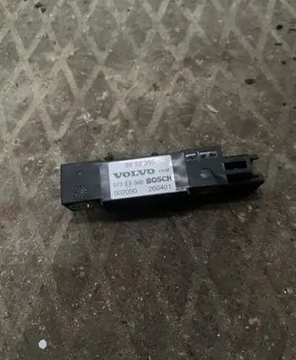 Volvo V70 Airbag deployment crash/impact sensor 8622365 002090 260401