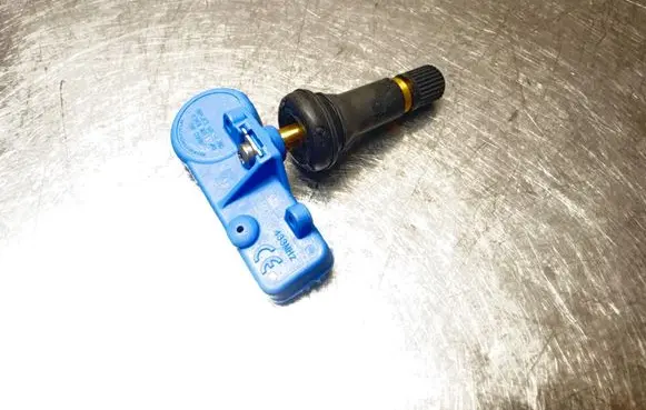 Opel Mokka Tire pressure sensor 22853740