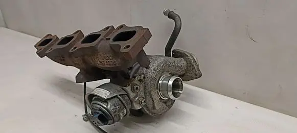 Audi Q5 SQ5 Turbo 03L145721B