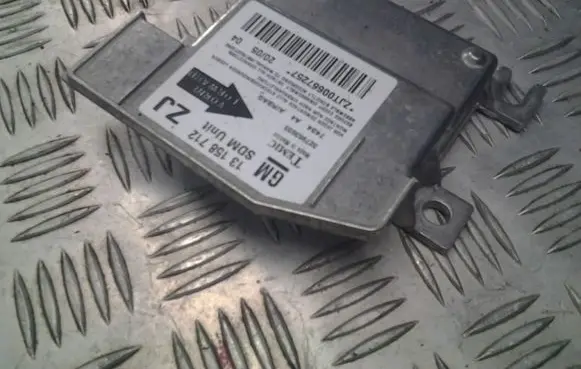 Opel Zafira A Airbag control unit/module 13158712 327963935 ZJT00667257