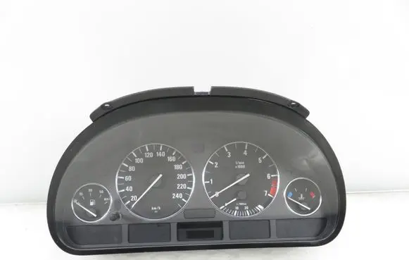 BMW 5 E39 Speedometer (instrument cluster) 110008735 8375900