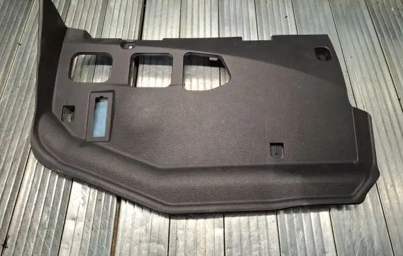 Dashboard lower bottom trim panel