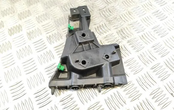 Volvo V60 Front bumper mounting bracket