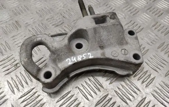 Ford Fiesta Engine mounting bracket 7V2Q5030AA