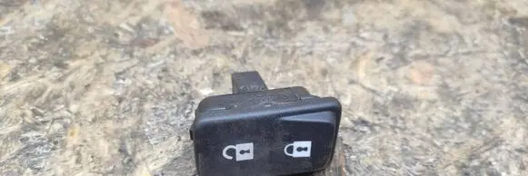 Volvo V50 Central locking switch button 30669958 03451510 03451500