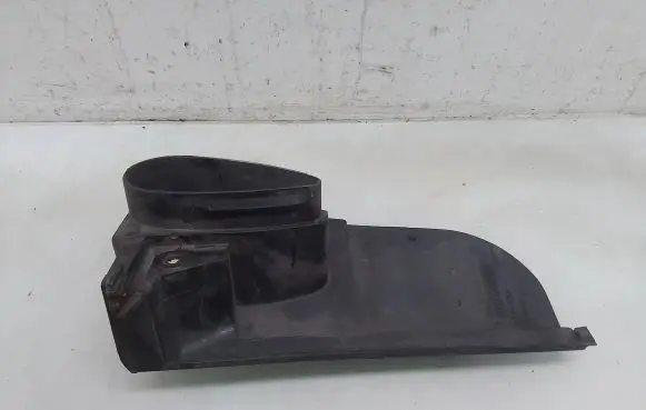 Volkswagen II LT Intercooler air guide/duct channel 2D0121284A