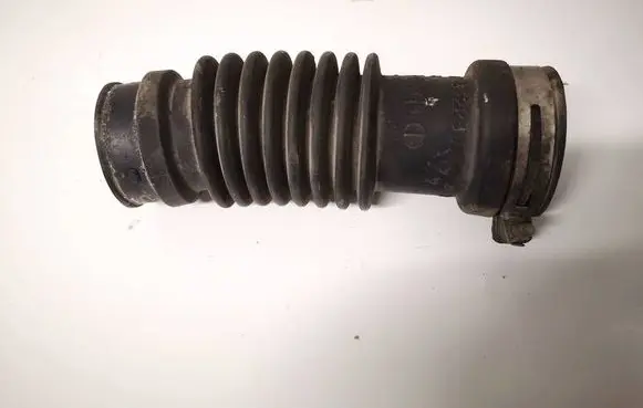 Mazda 626 Air intake hose/pipe rf2a13223
