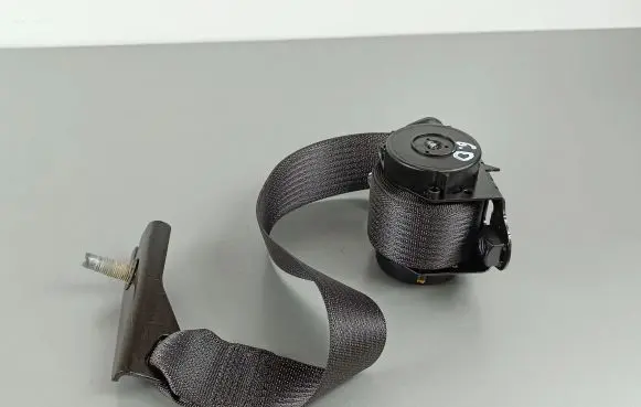 Jeep Grand Cherokee WL Third row seat belt P6KM64TX7AA
