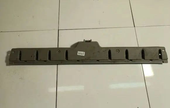 Renault Scenic I Other trunk/boot trim element 7700425565