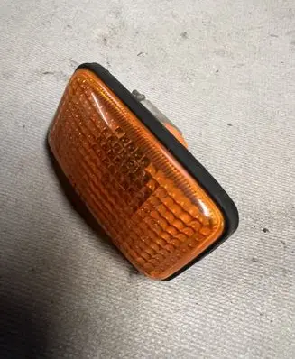 Nissan X-Trail T30 Front fender indicator light