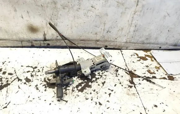 Volvo V70 Steering wheel axle P30680270 T520404743 8621509
