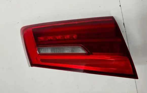 BMW 5 G30 G31 Tailgate rear/tail lights 63217376475 630253