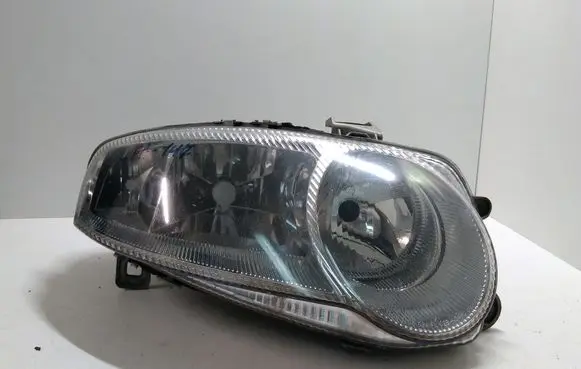 Alfa Romeo 147 Headlight/headlamp 468261950