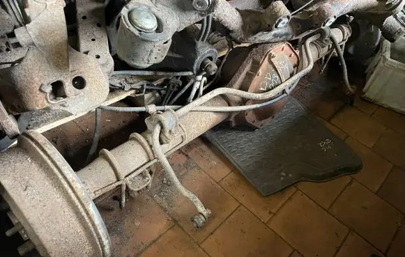 Dodge Durango Rear axle beam with reductor 