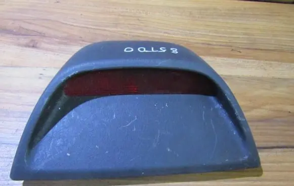 Toyota Avensis T220 Third/center stoplight 54533657 54534466
